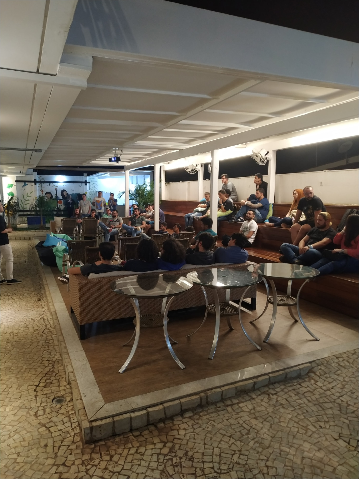 Coworking 384 Work em Uberlândia — foto 1