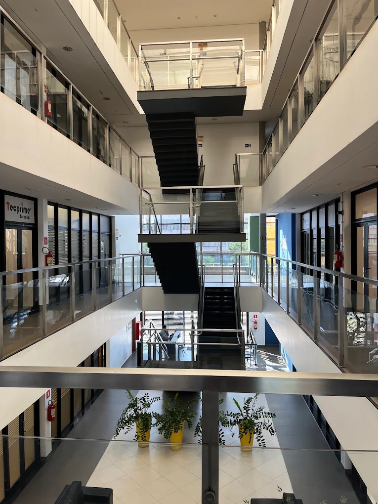 Coworking Coé Coworking em Uberlândia — foto 1