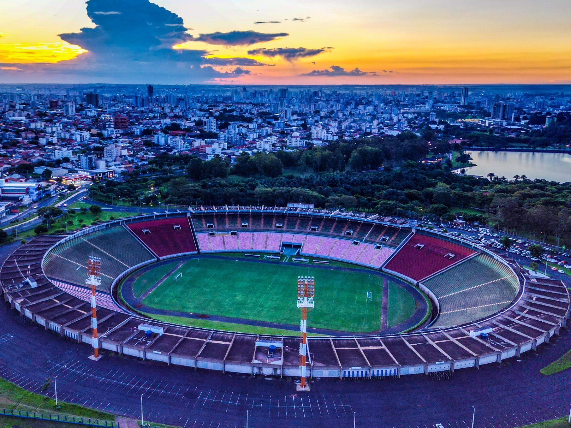Estádio Parque do Sabiá — Uberlândia/MG